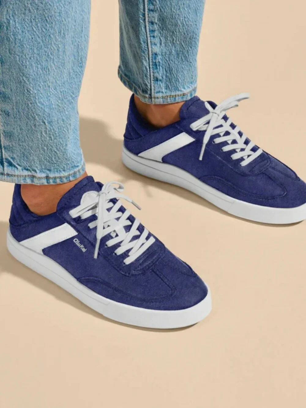 OluKai Ha'upu Court Sneaker - Navy / Off-White - Size 6.5